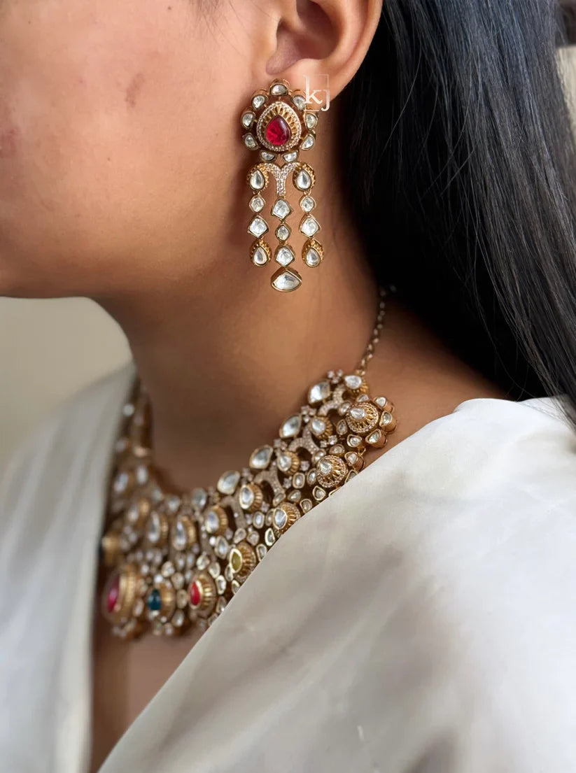 Toper fancy necklace set