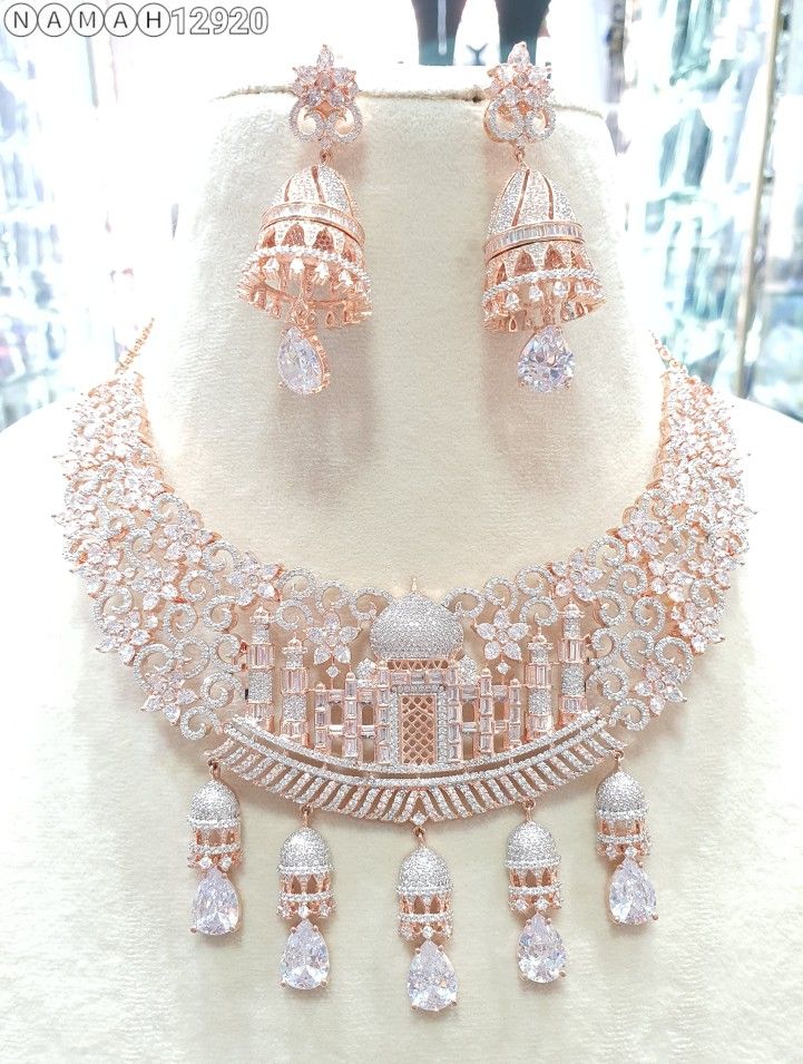 Rose Gold Rani Color Necklace