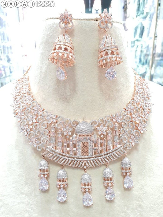 Rose Gold Rani Color Necklace