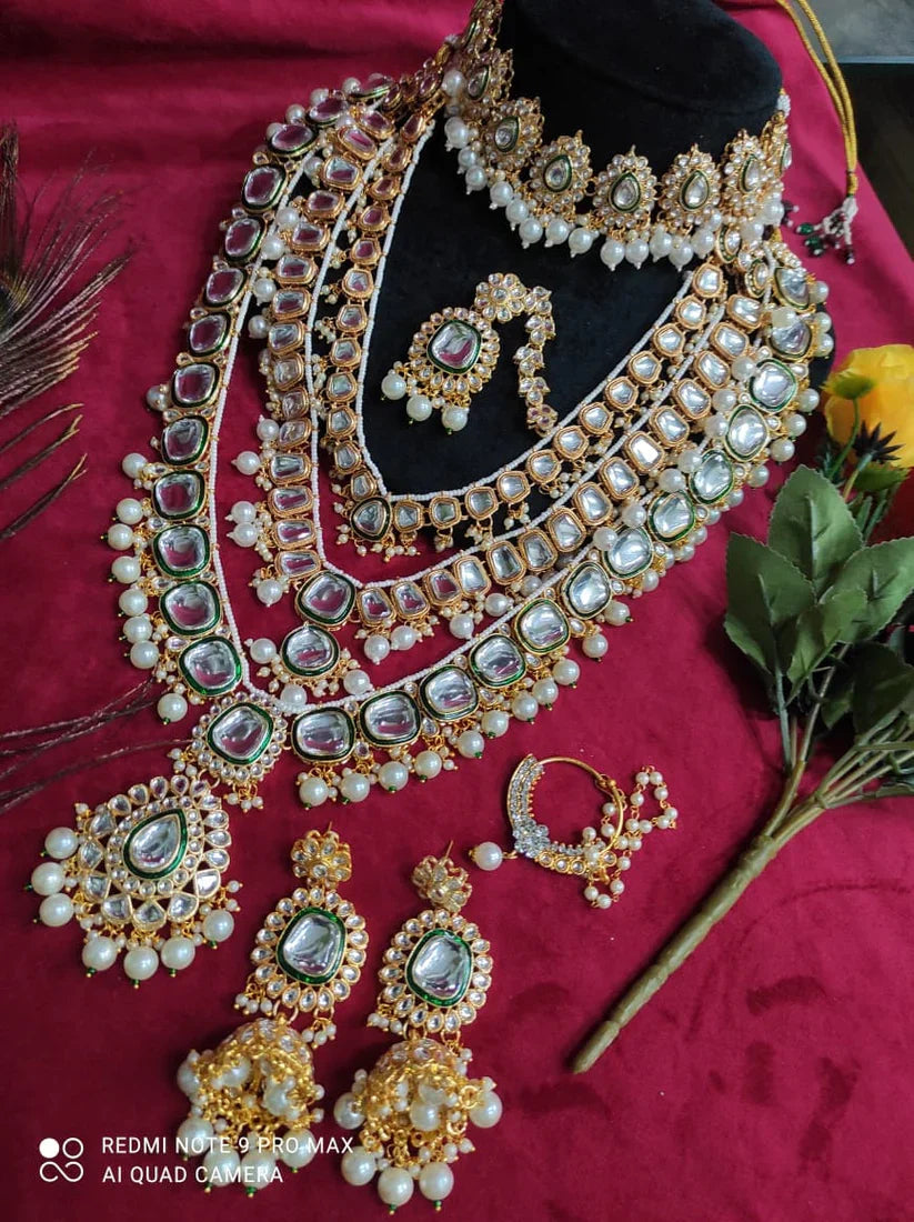 Kundan Necklace Set For Special Ocassion