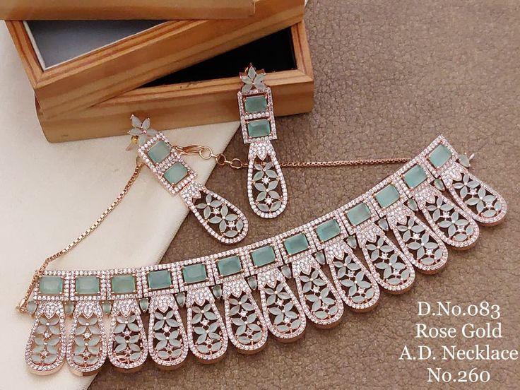 Stone By pink Rose gold Necklace chocker